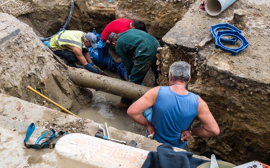 déboucher canalisation egout Avon